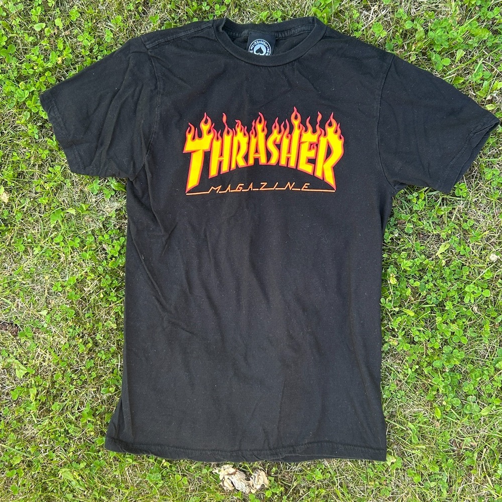 Thrasher Magazine Skater Flames Fire Black Skateboard T Shirt San Fran Small Tee
